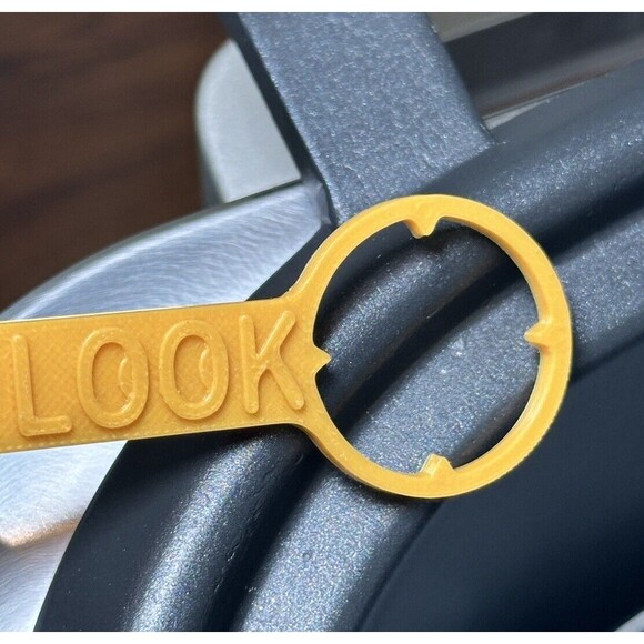 DeLonghi Livenza Multi Cooker Slow Cooker CKM1641D - Picture 9 of 16